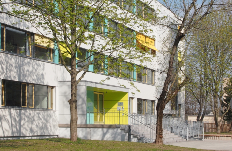 Eingangsansicht der Pablo-Neruda-Grundschule, Chemnitz Kaßberg